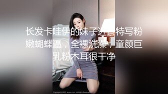 太缺德了,房东租房见女孩漂亮 竟提前在墙上装好摄像头偷拍打炮