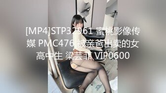 ♈小母狗萝莉♈Twitter萝莉〖小埋长不高〗可爱私拍，奶油肌肤挺乳粉穴 在外是老师同学眼中的乖乖女 在家是小母狗