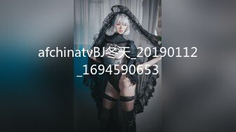 两女侍一夫，就爱以这种方式吃冰淇淋.