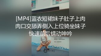 被主人喊起床尿尿顺便感恩四万粉上个视频继续睡觉觉迷雾爱你们梦里啪光四万个小哥哥嗯么么哒