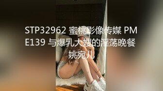 憨憨老公会活儿多：我帮你舔呀。女：嗯嗯啊啊~痒痒，好舒服，表情耐看，真淫荡~这样的老婆太爽了，又色又乖！